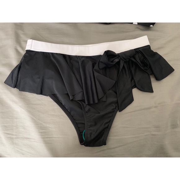 Polka Dot Bikini - Picture 5 of 5